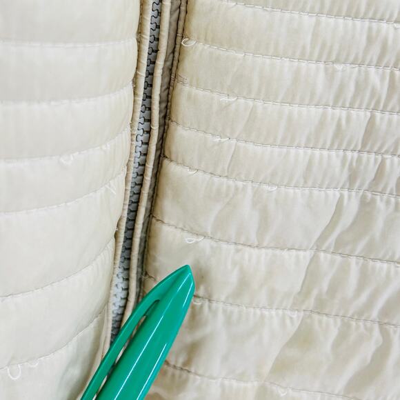 Patagonia Fiona Cream Beige Long Zip Front Light Weight Puffer Jacket Size XL - Picture 7 of 7